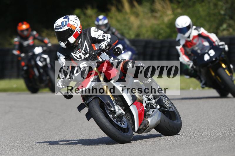 /Archiv-2025/26 11.06.2025 Peter Studer have fun ADR/Gruppe blau/105